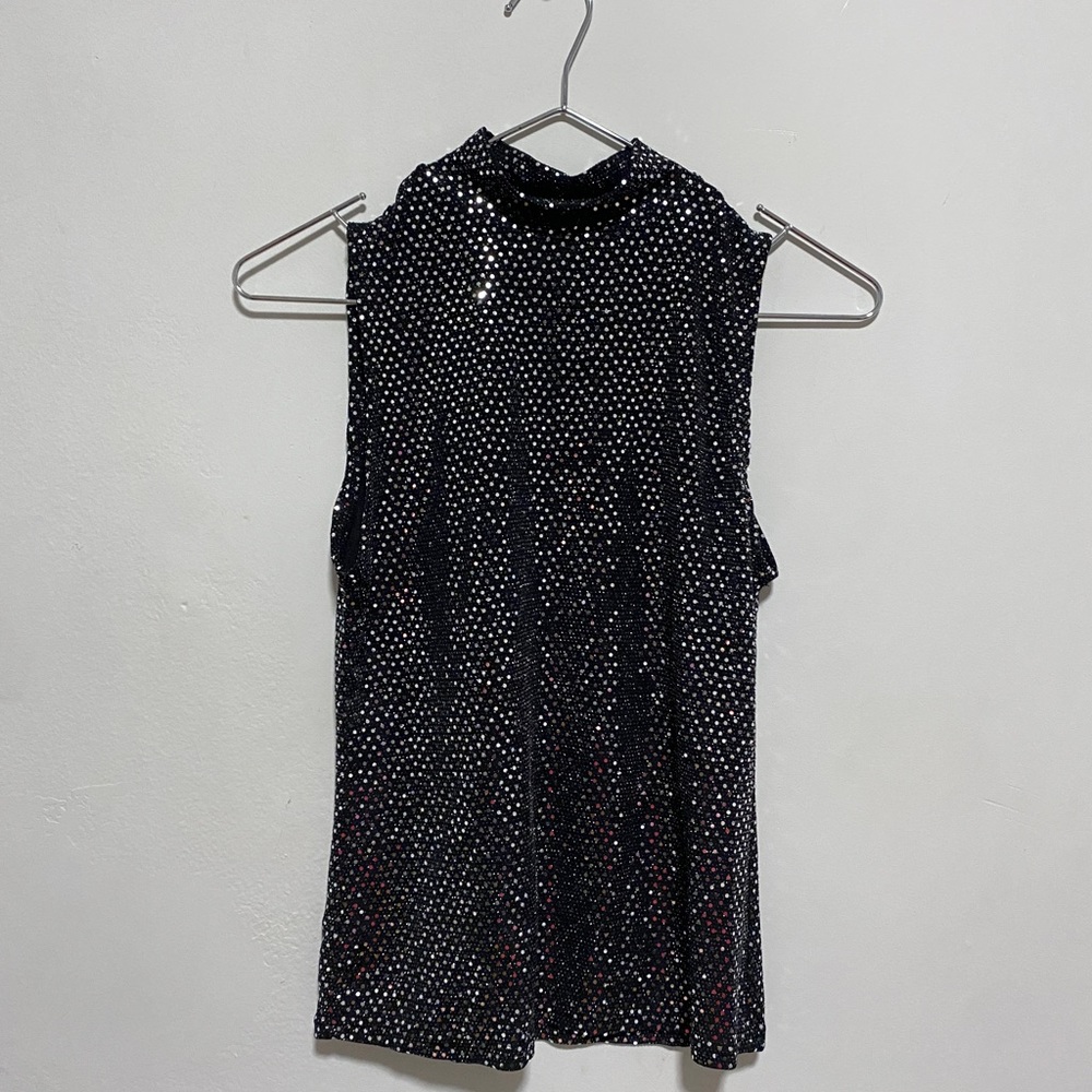 Sleeveless Glittery Blouse